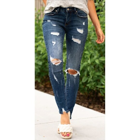 KanCan Women's Austin Mid Rise Skinny Distressed Dark Wash Jeans in a Size 3/25 - Picture 1 of 14